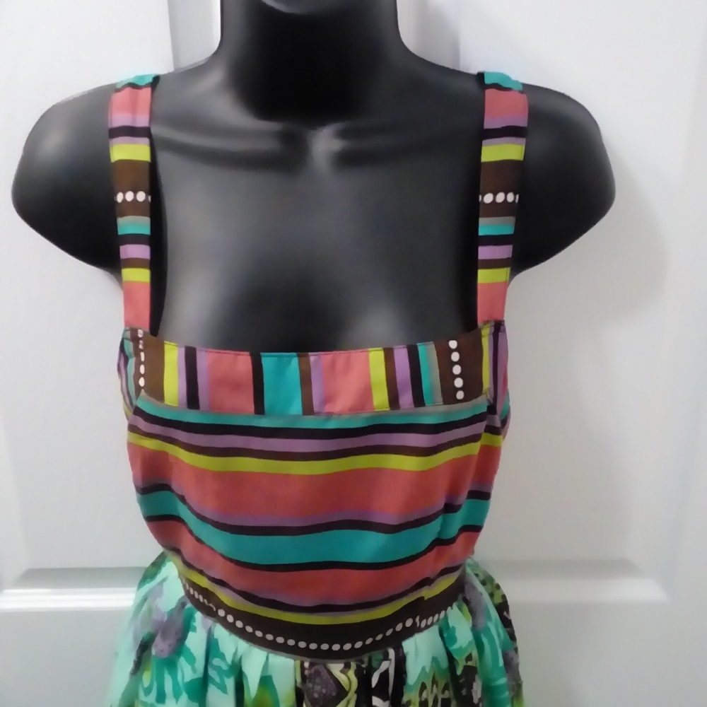 Dress - Picture 3 of 4